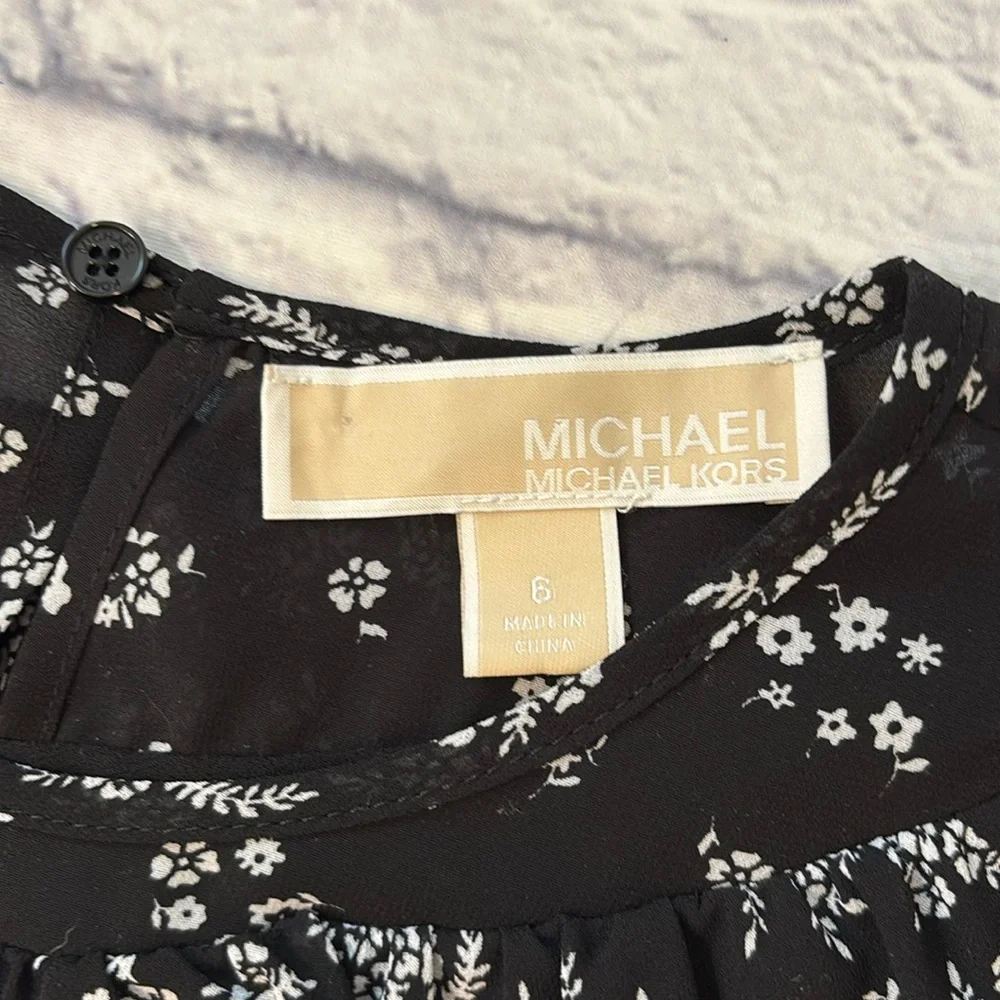 Michael Kors Floral Tiered Ruffle Dress Short Sleeve Black and White Size 6